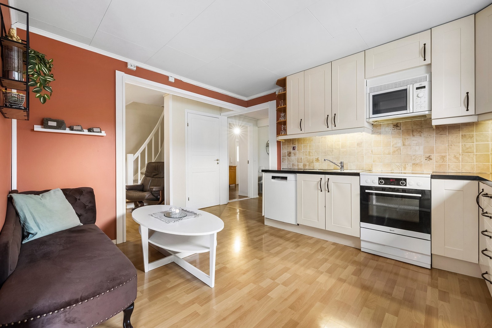 Kjøkkenet er adskilt fra stuen. Galleribilde