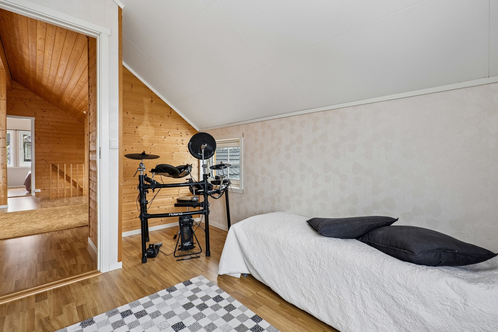 Rom som har blitt brukt som soverom. Rommet er ikke omsøkt Galleribilde