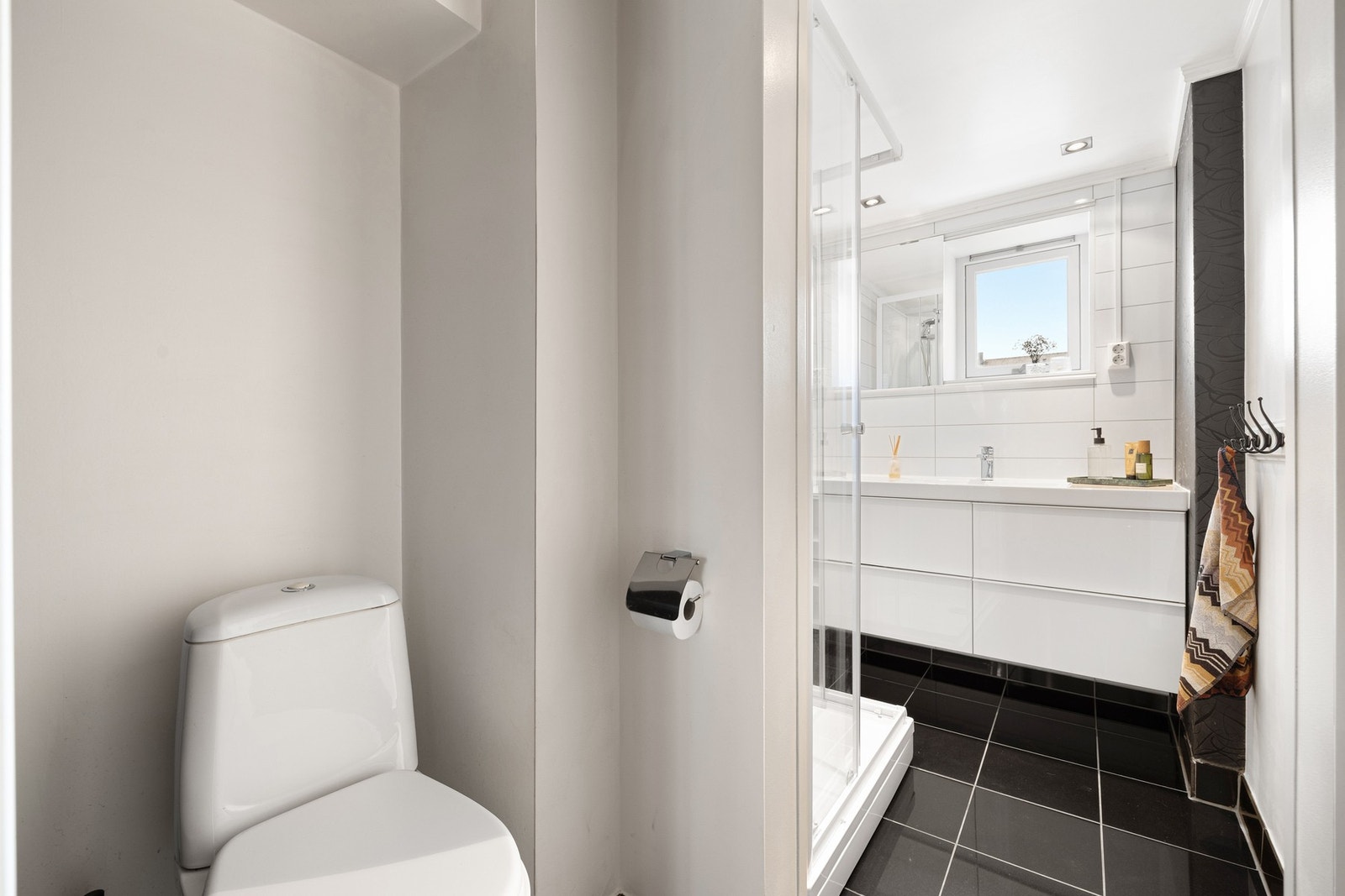 Badet er oppusset i 2015. Det ble utført rehabilitering av rør i 2022. Galleribilde