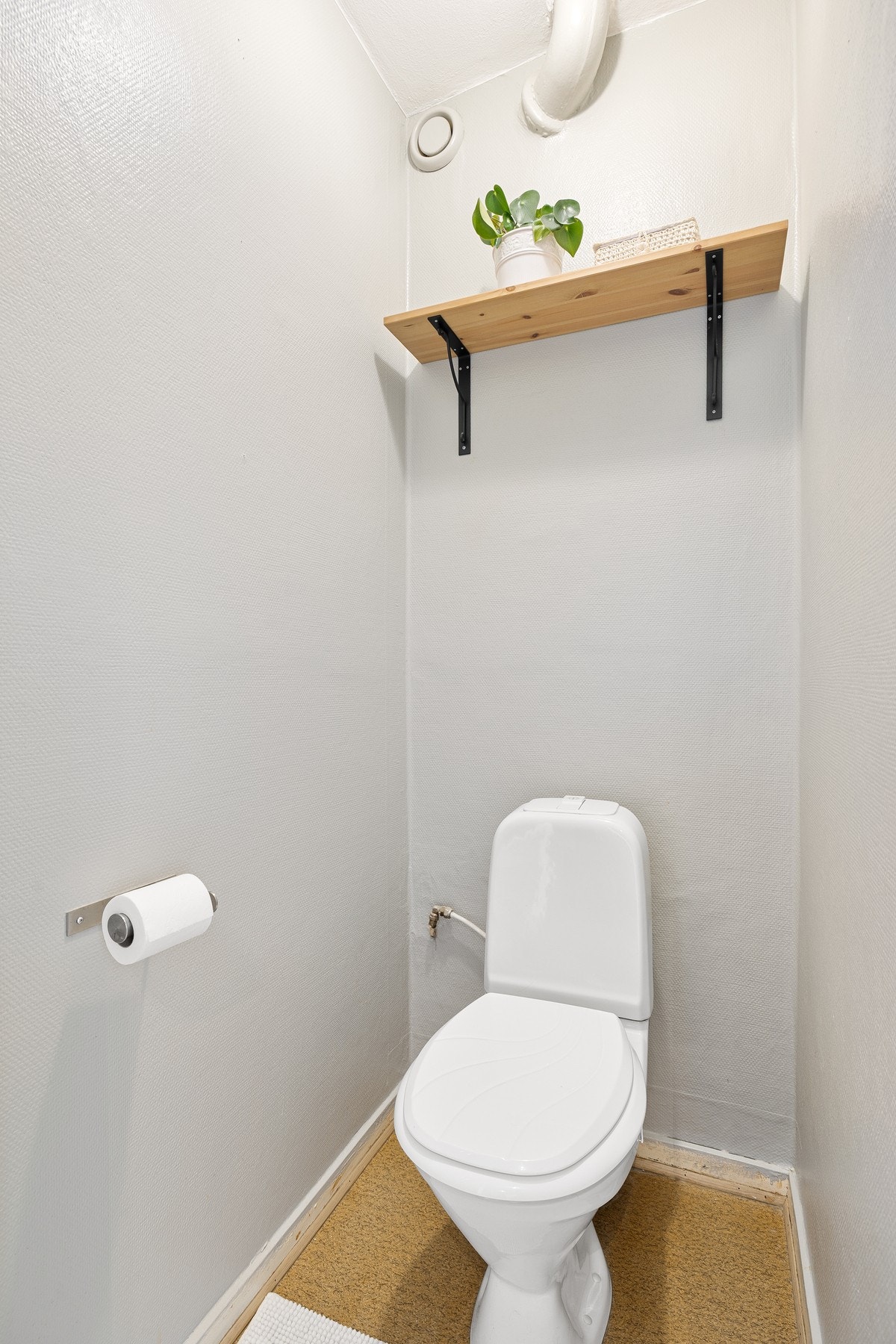 Separat toalettrom. Galleribilde