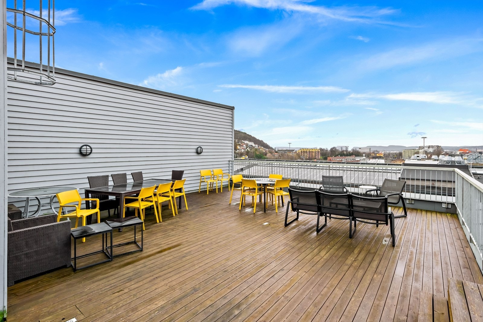 Felles takterrasse til glede for beboerne. Galleribilde