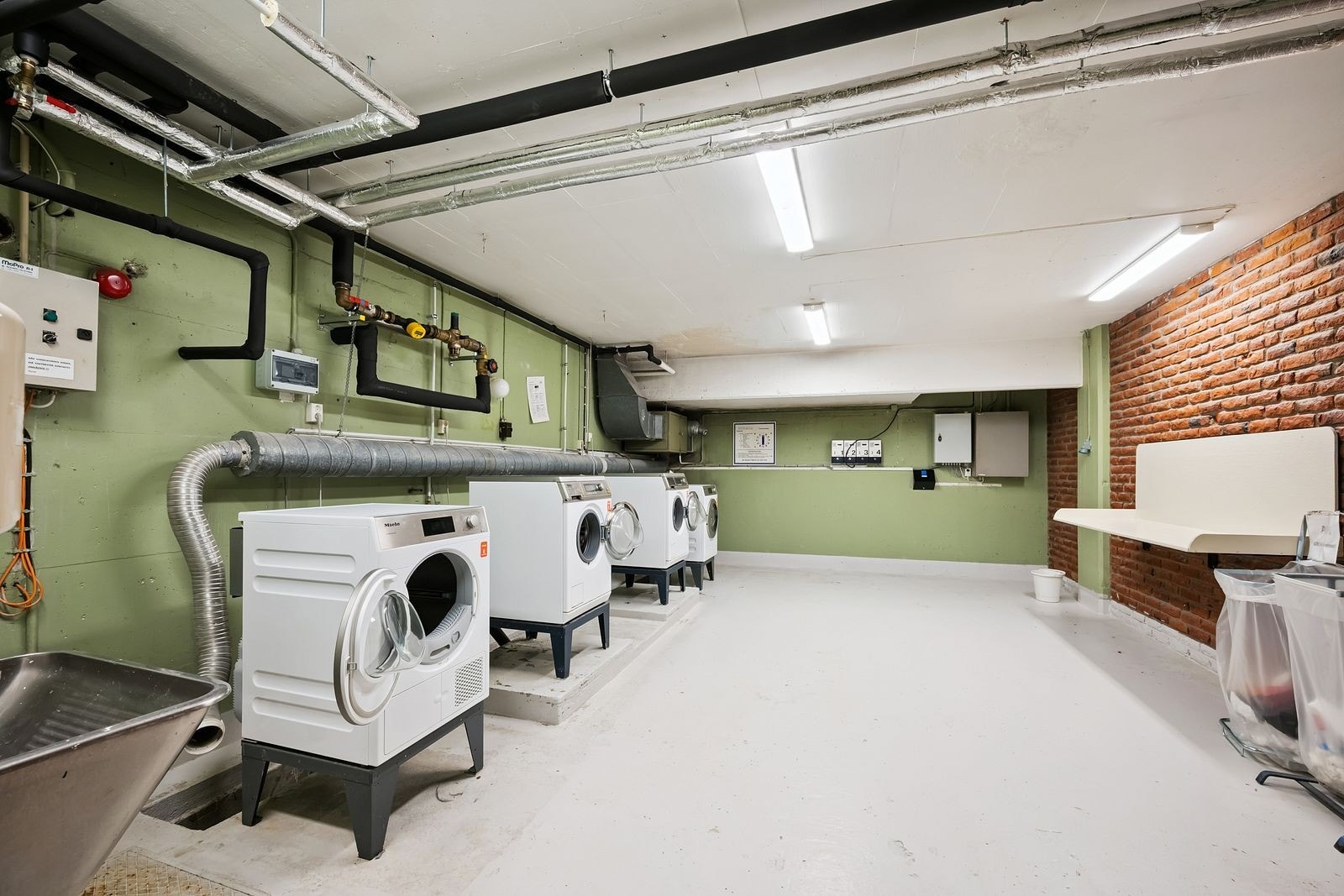 Felles vaskeri gjør hverdagen enklere og praktisk. Galleribilde