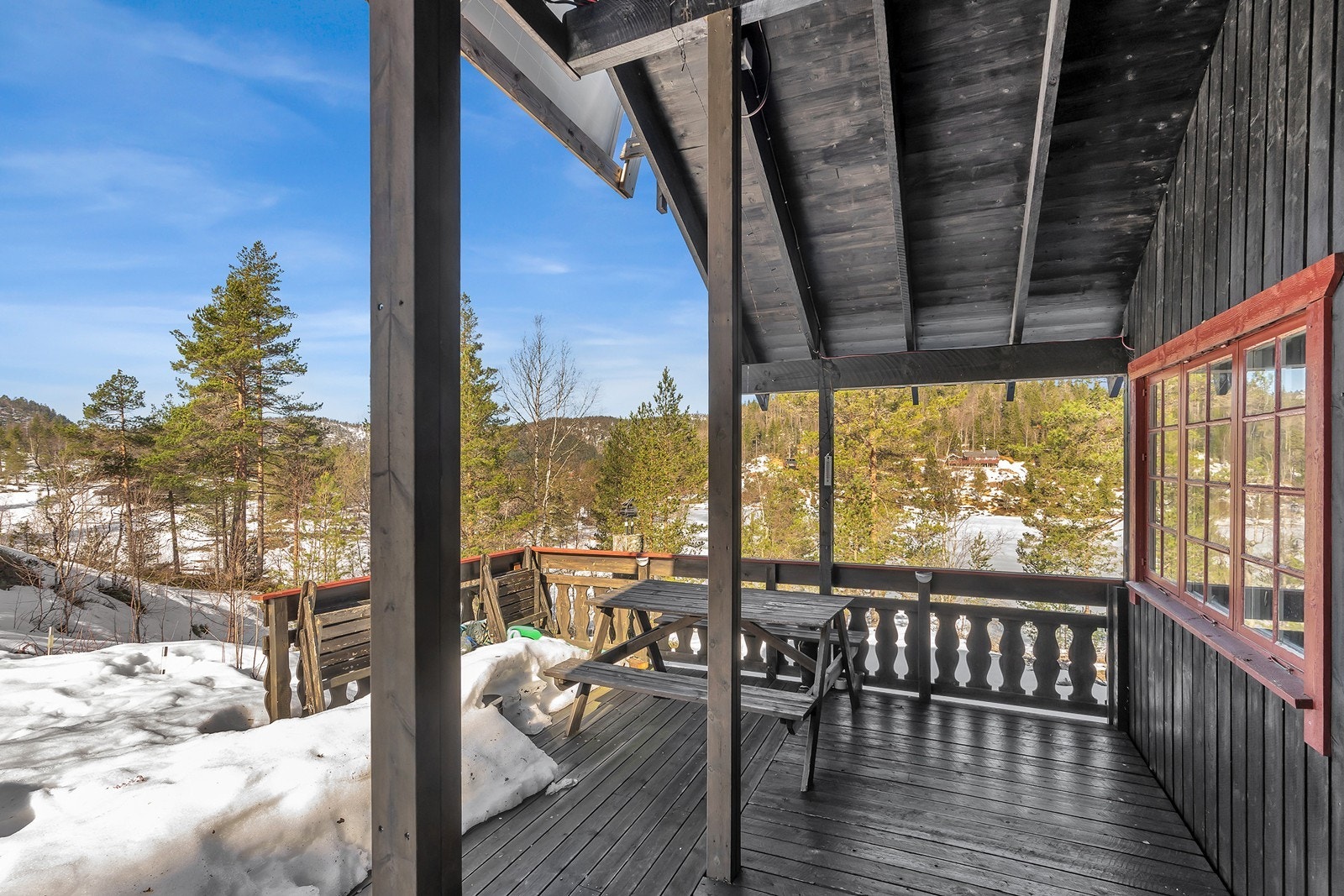 Solrik og usjenert beliggenhet Galleribilde