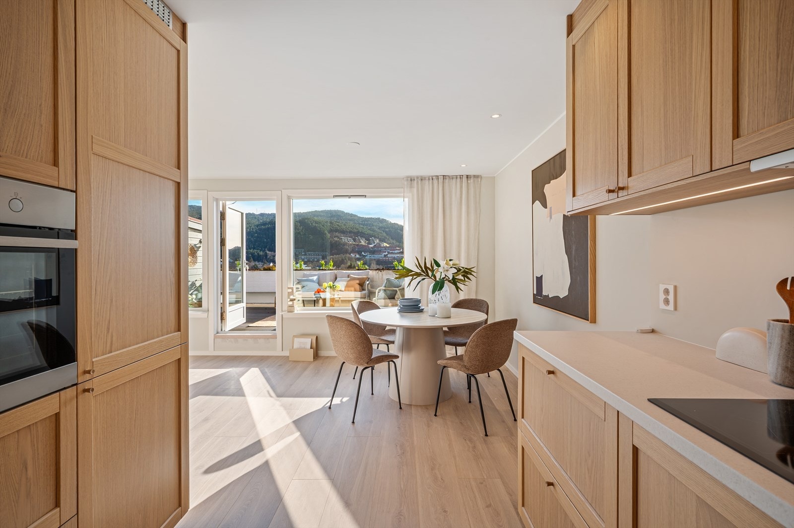 - Det er ingen dokumentavgift ved kjøp, noe som gir lave omkostninger! - Galleribilde