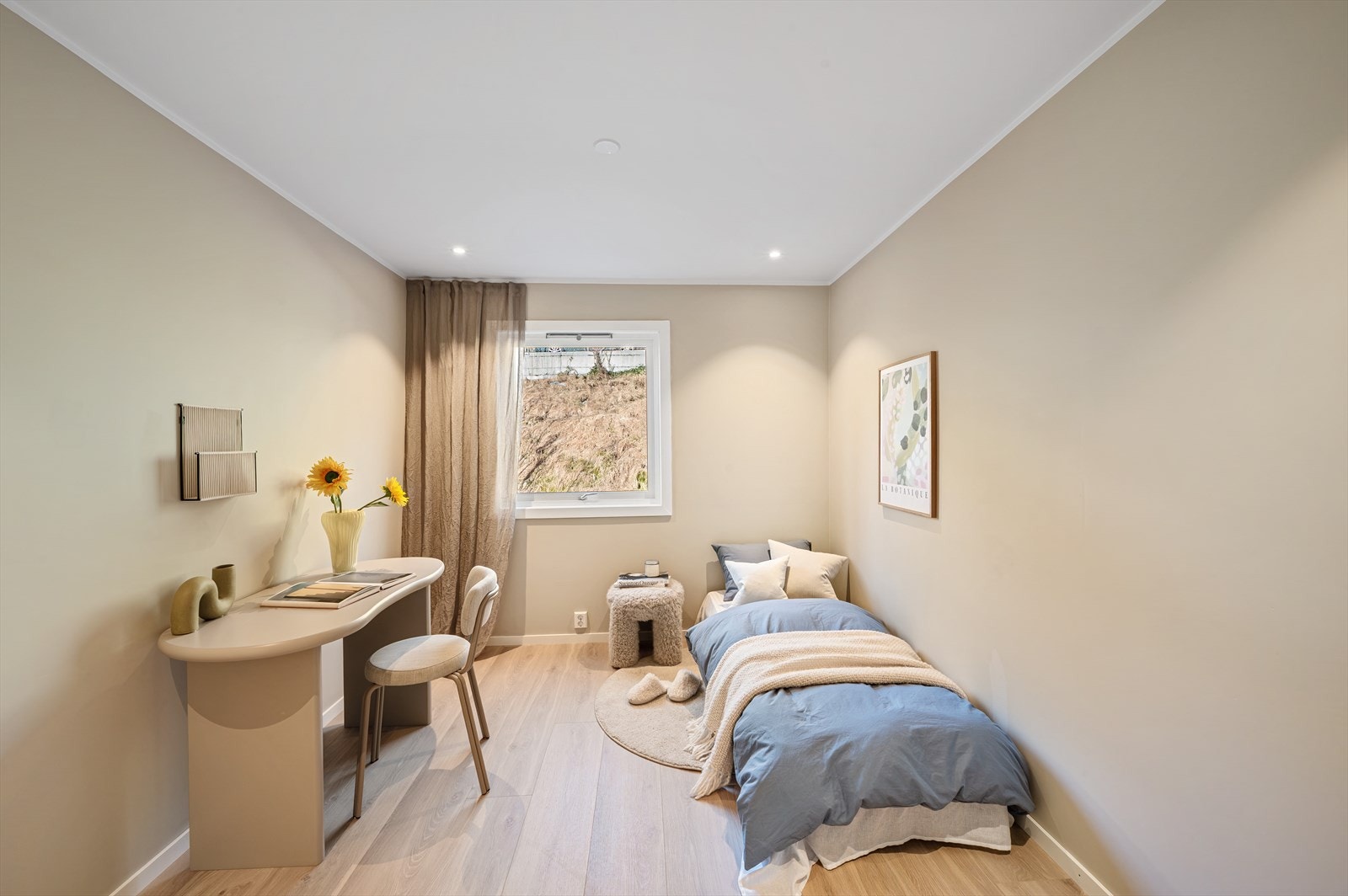 - Her og har man god plass til ønsket møblement - Galleribilde