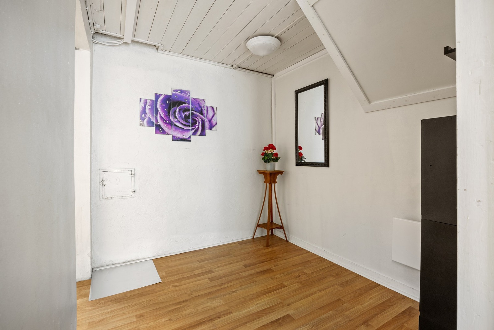 Utleie. Entré - 7,5 kvm. Galleribilde