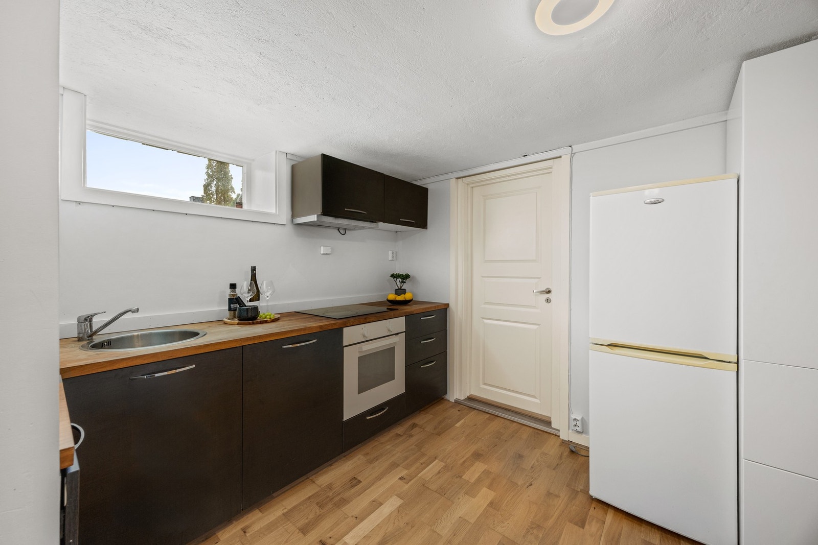 Utleie. Galleribilde