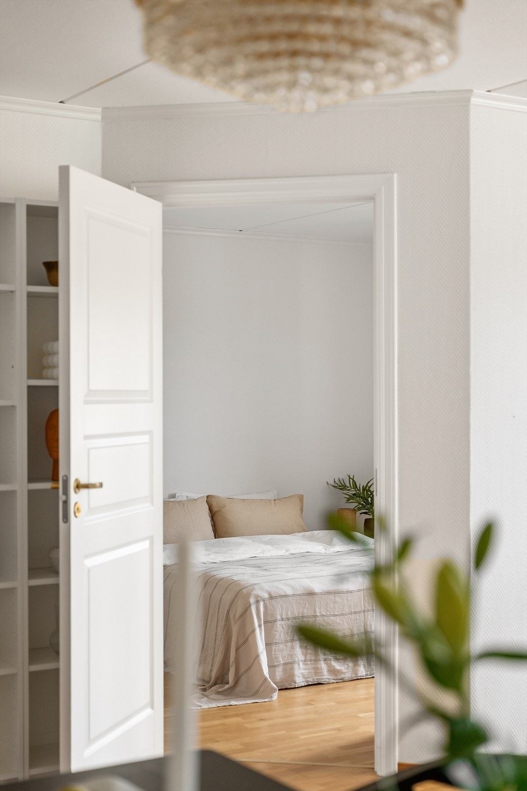 Hovedsoverom med adkomst fra stuen. Galleribilde