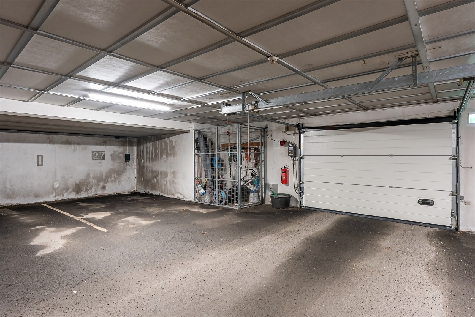 Medfølger garasjeplass i lukket anlegg. Galleribilde