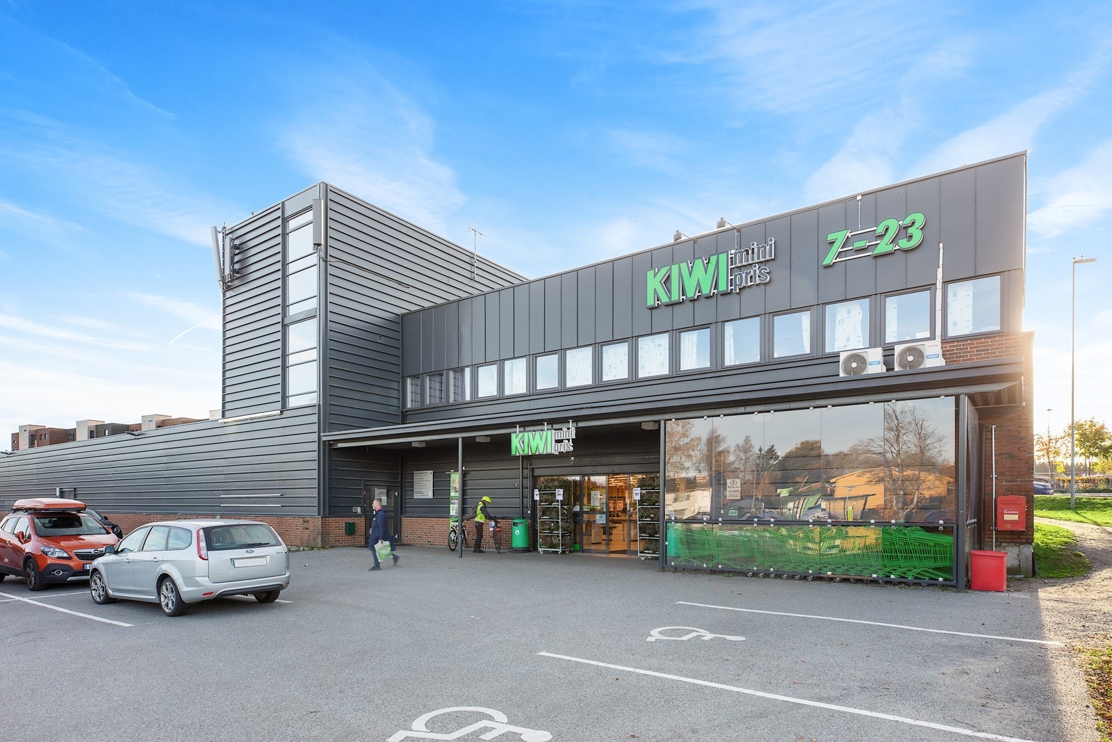 Granstubben 1 ligger attraktivt og familievennlig til på Skedsmokorset, et veletablert boligområde med gode servicetilbud i umiddelbar nærhet. Galleribilde