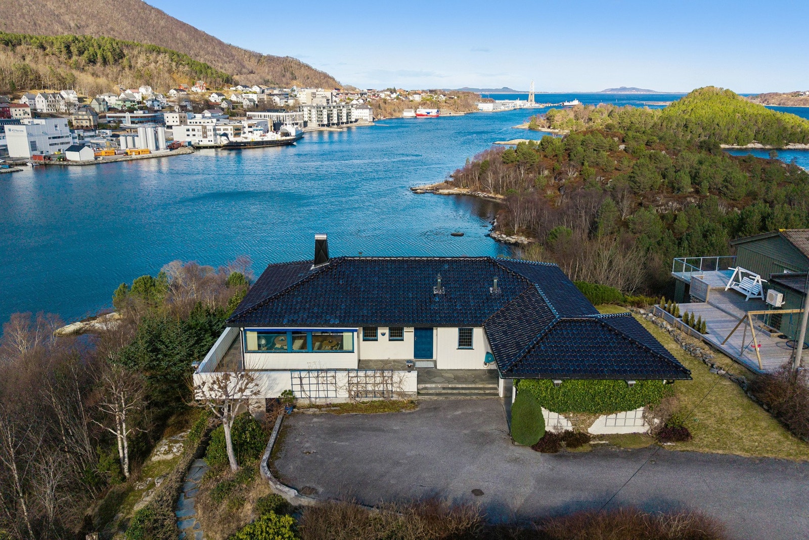 Velkommen til Neset 19! Foto: EFKT AS v/Marcus Vinjevoll Sætre. Galleribilde