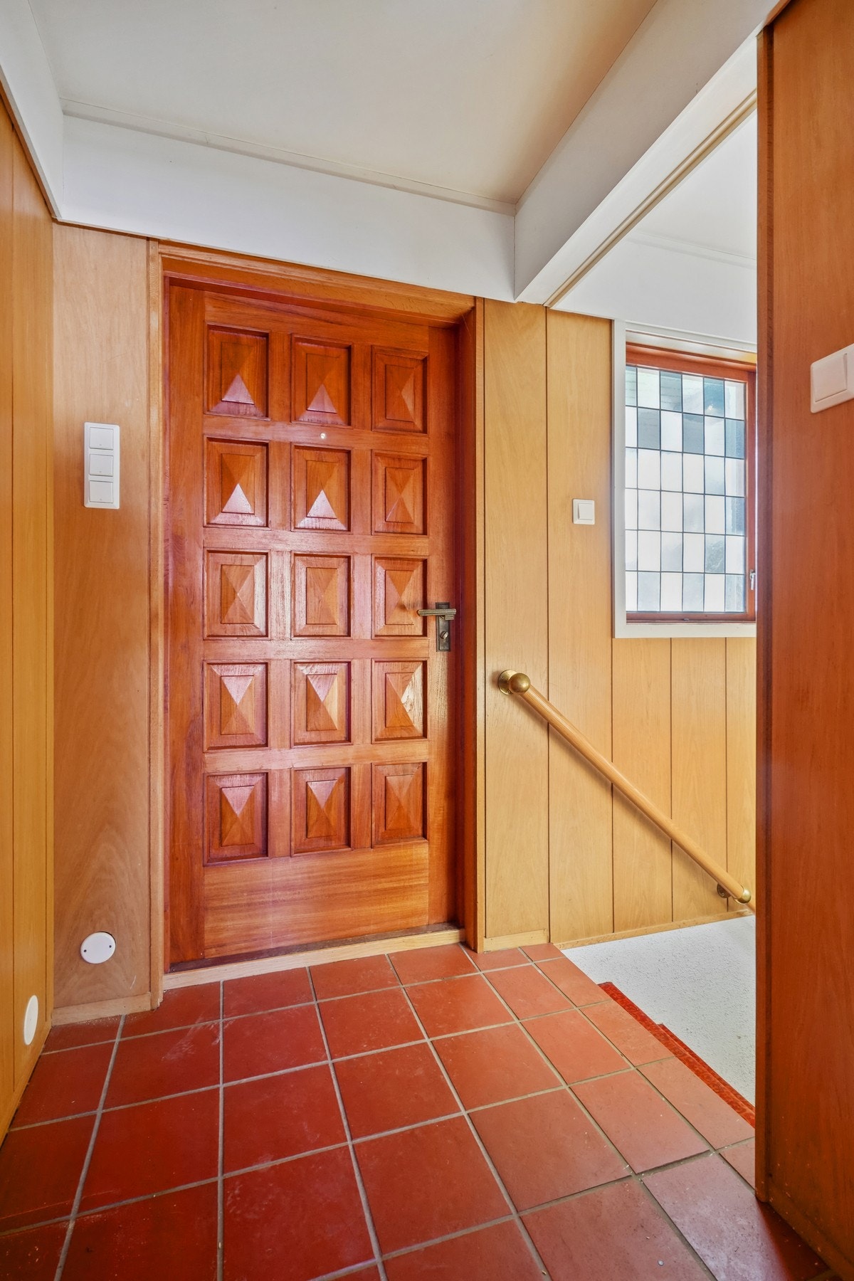 Entré i hovedetasje. Galleribilde