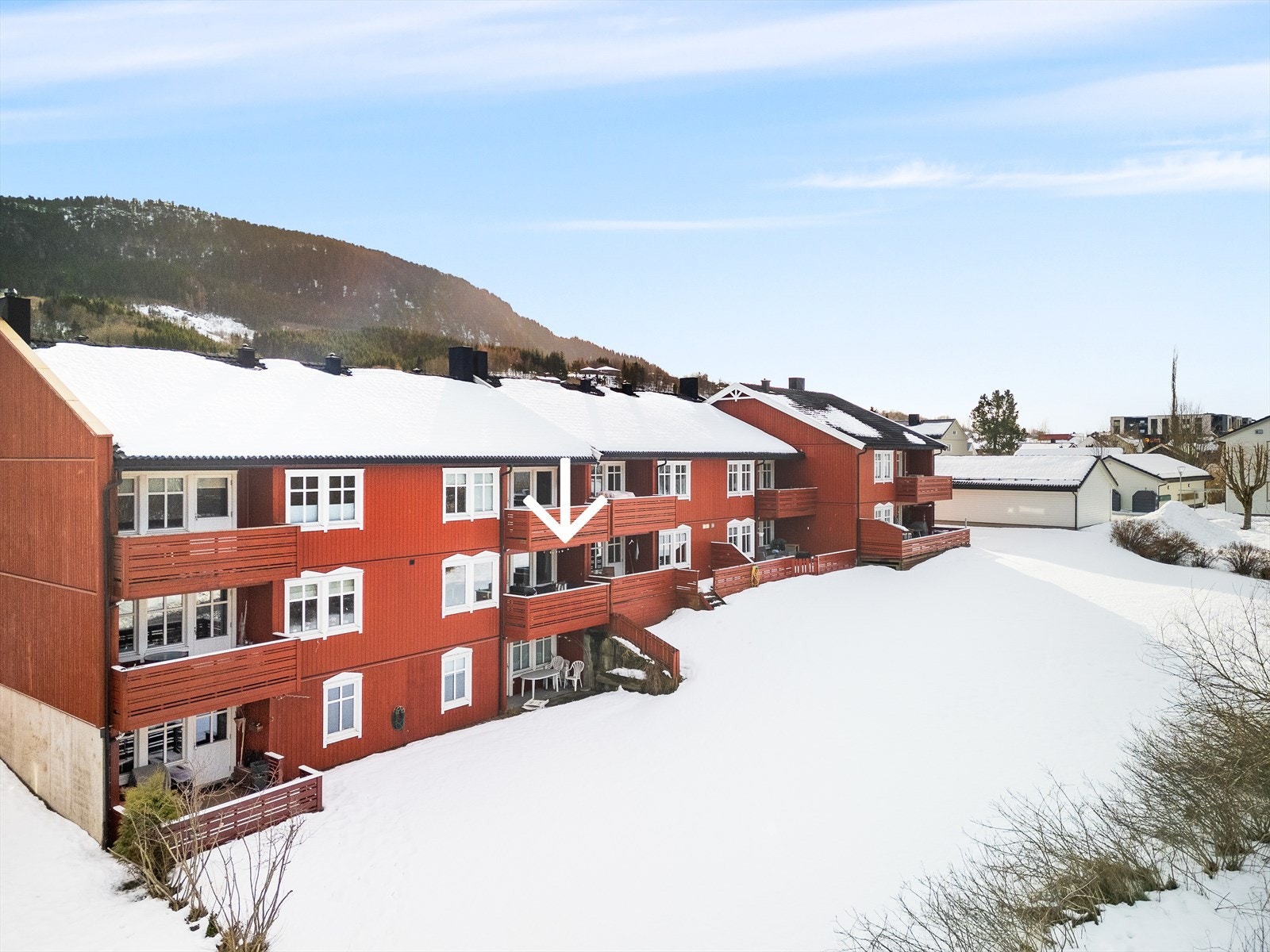Plasseringen av leiligheten er markert med pil. Galleribilde