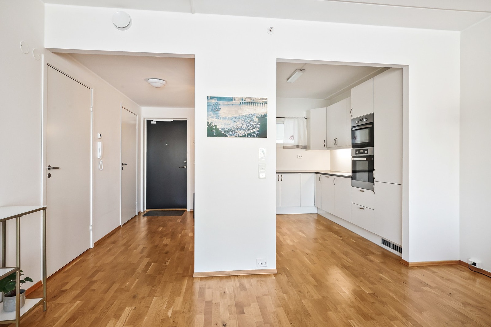 Det er gode muligheter for å tilføye eget preg i form av kunst og dekor. Galleribilde