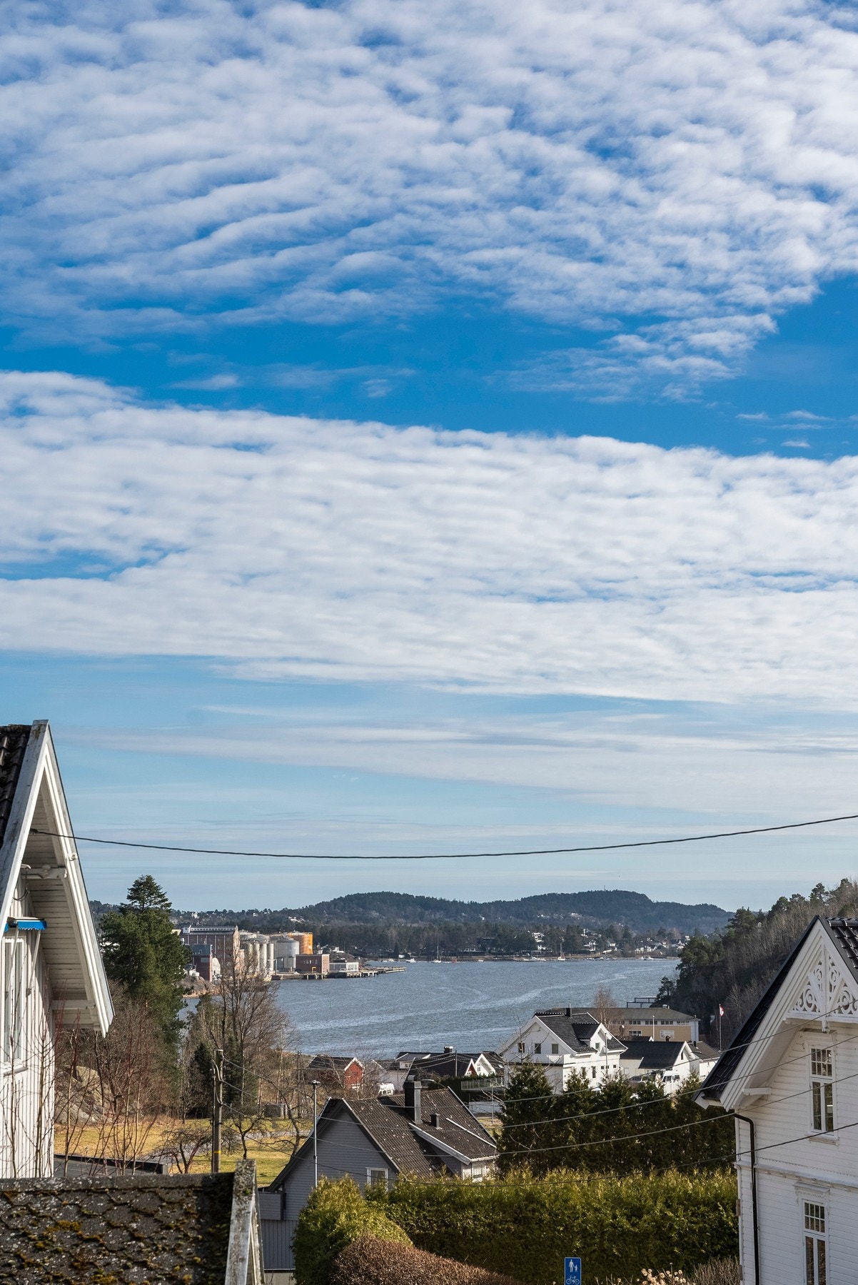 Fra etasjen har du høy og flott utsikt Galleribilde