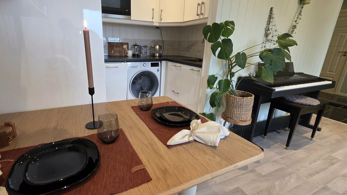 Kjøkken fra spisebordet Galleribilde