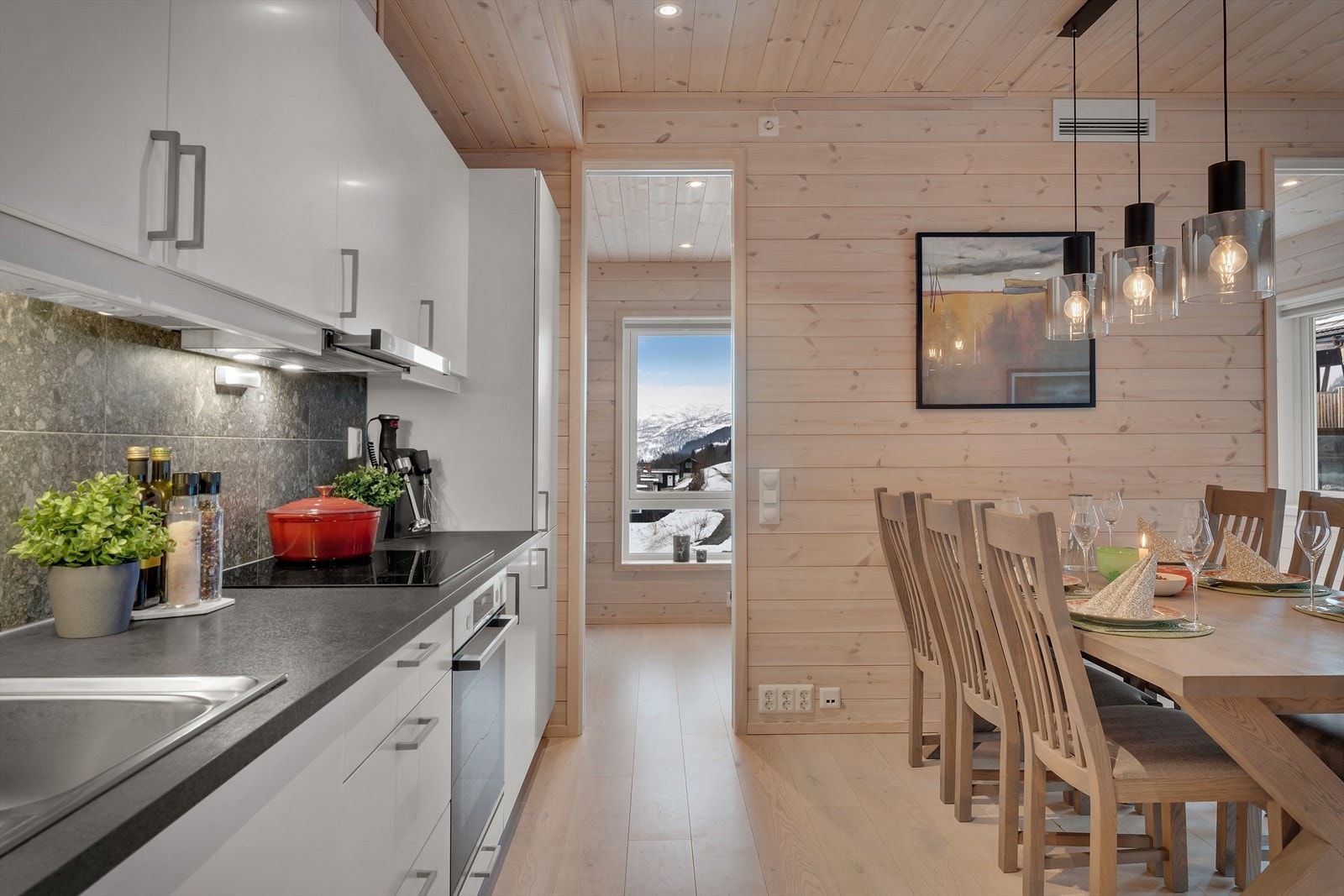 Tidløs kjøkkeninnredning fra kvalitetsleverandøren Sigdal Galleribilde