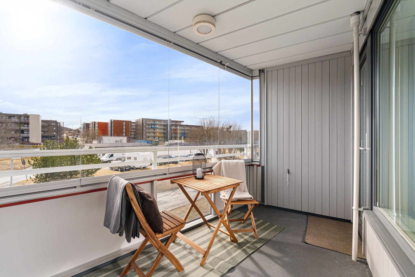 I tillegg er det gangavstand til turområder som Estenstadmarka, Chamonix, St. Hanshaugen og Rotvollfjæra/Ladestien. Galleribilde