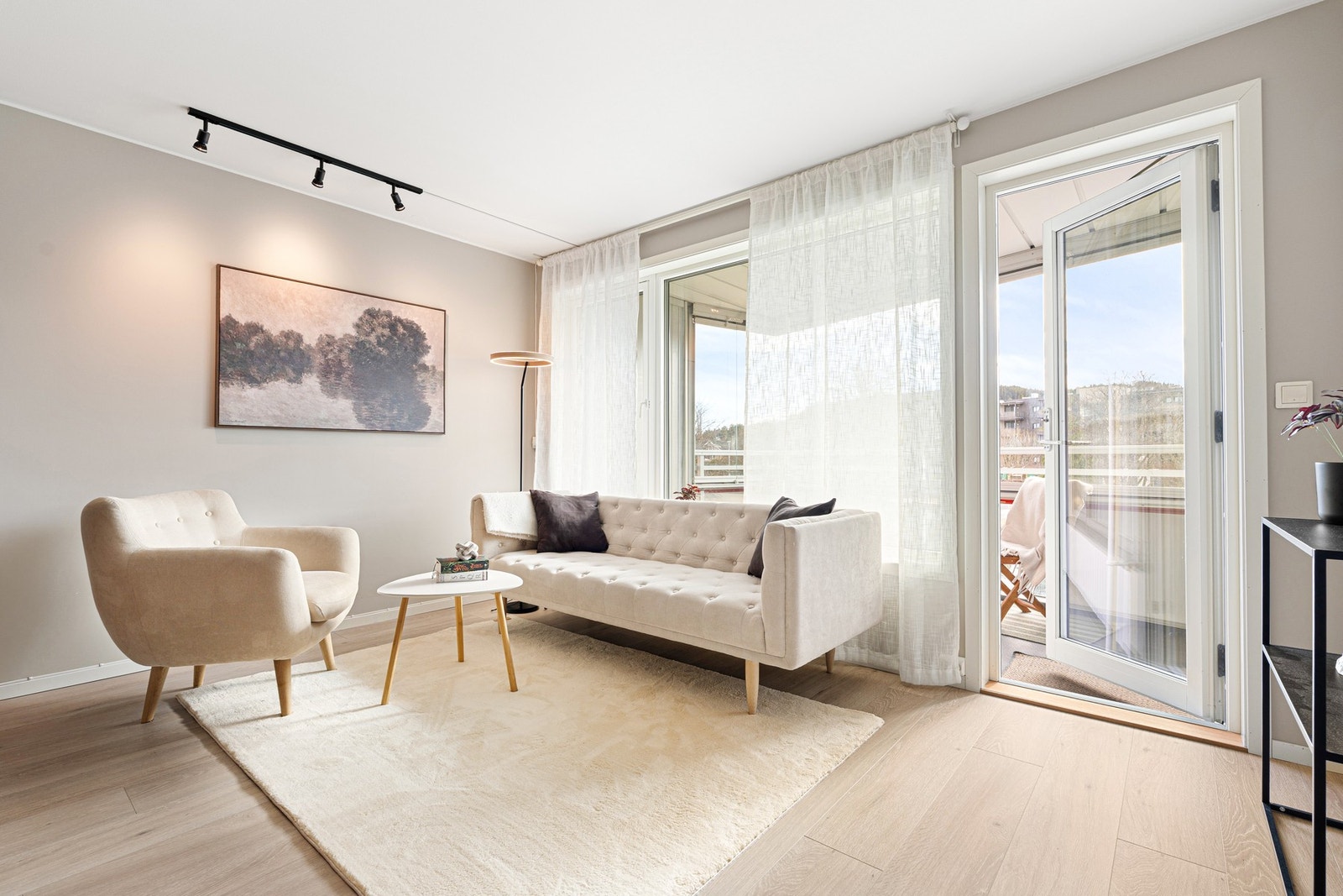 Lekker og moderne 3-roms leilighet i 3. etasje. Galleribilde