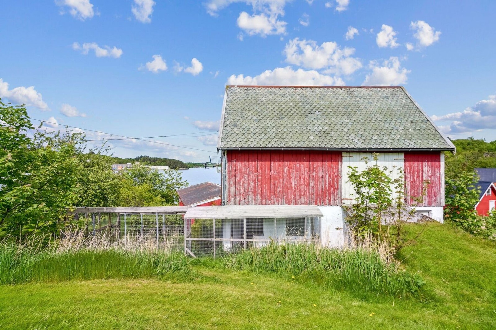 Låve som egner seg godt til lagring. Galleribilde