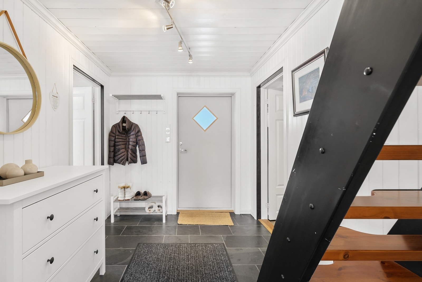 Velkommen inn til Løefjellstigen 14 Galleribilde