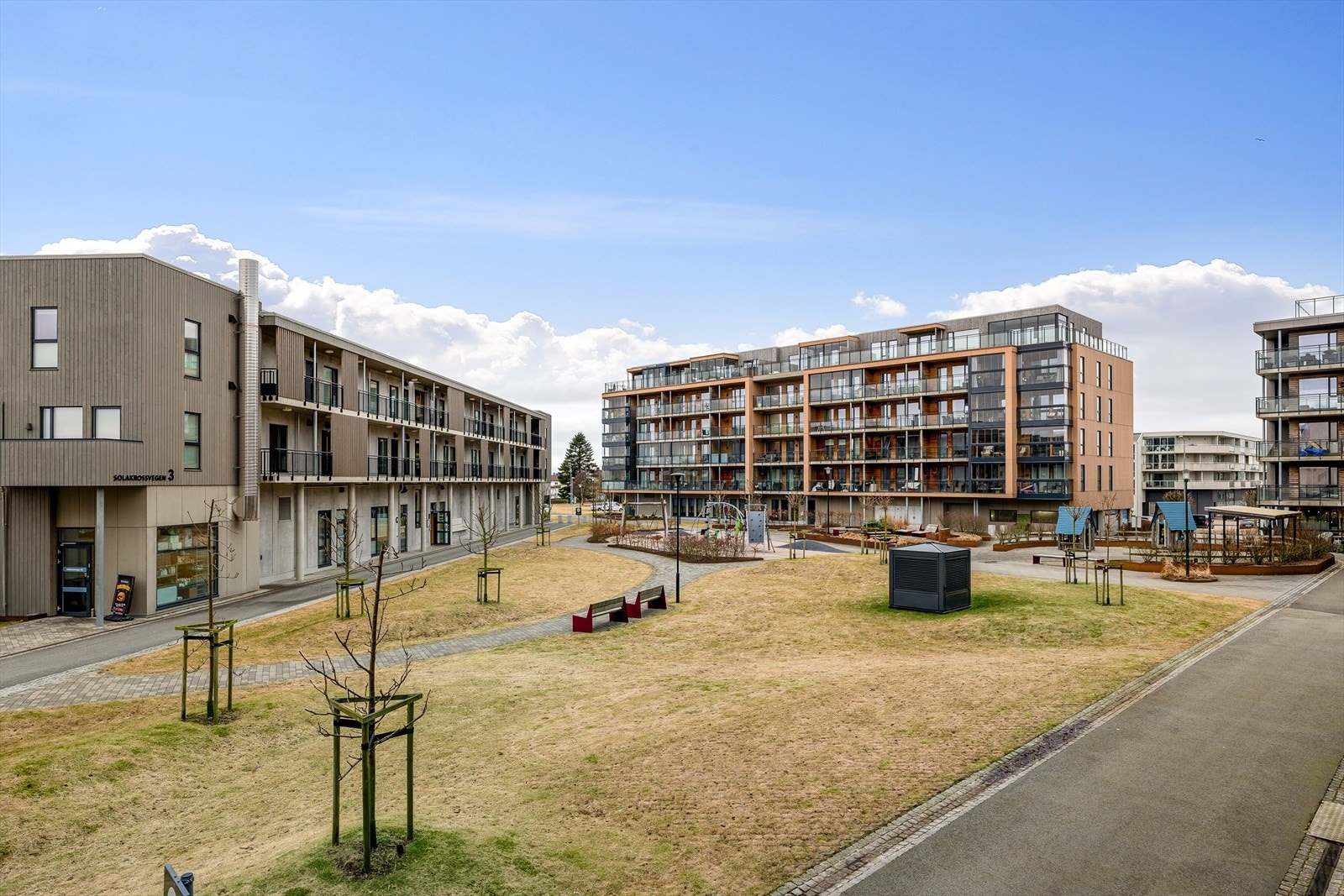 Pent opparbeidet felles uteområdet. Galleribilde