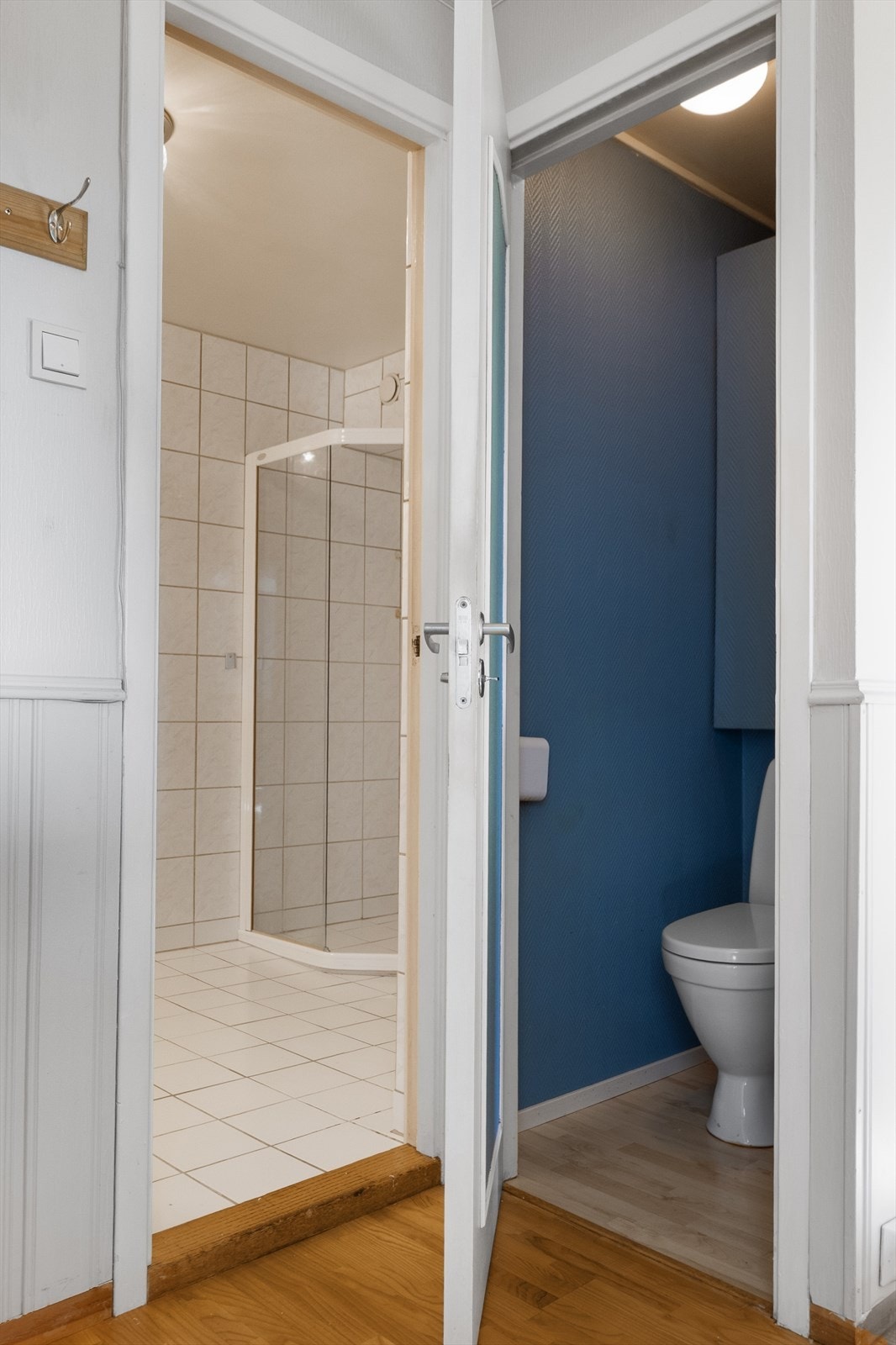 Leiligheten har et separat toalettrom. Galleribilde