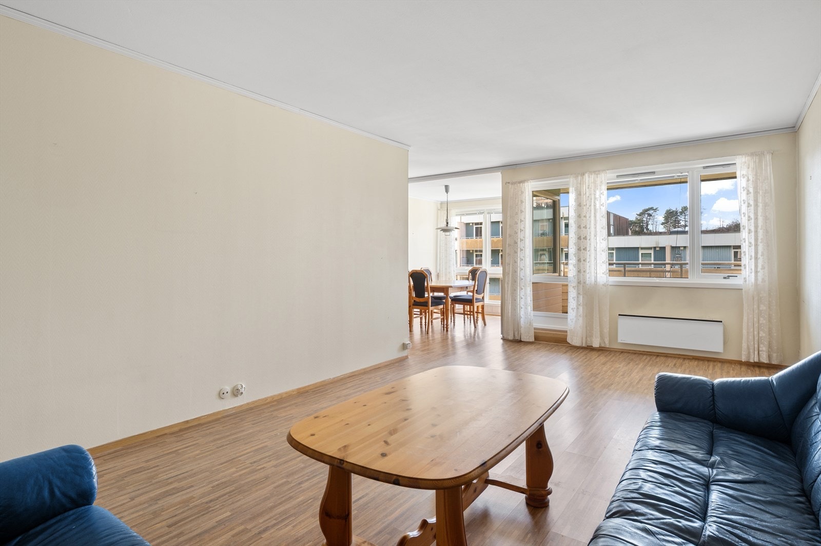 Rommets utforming skaper gode muligheter for å innrede i ulike soner. Galleribilde