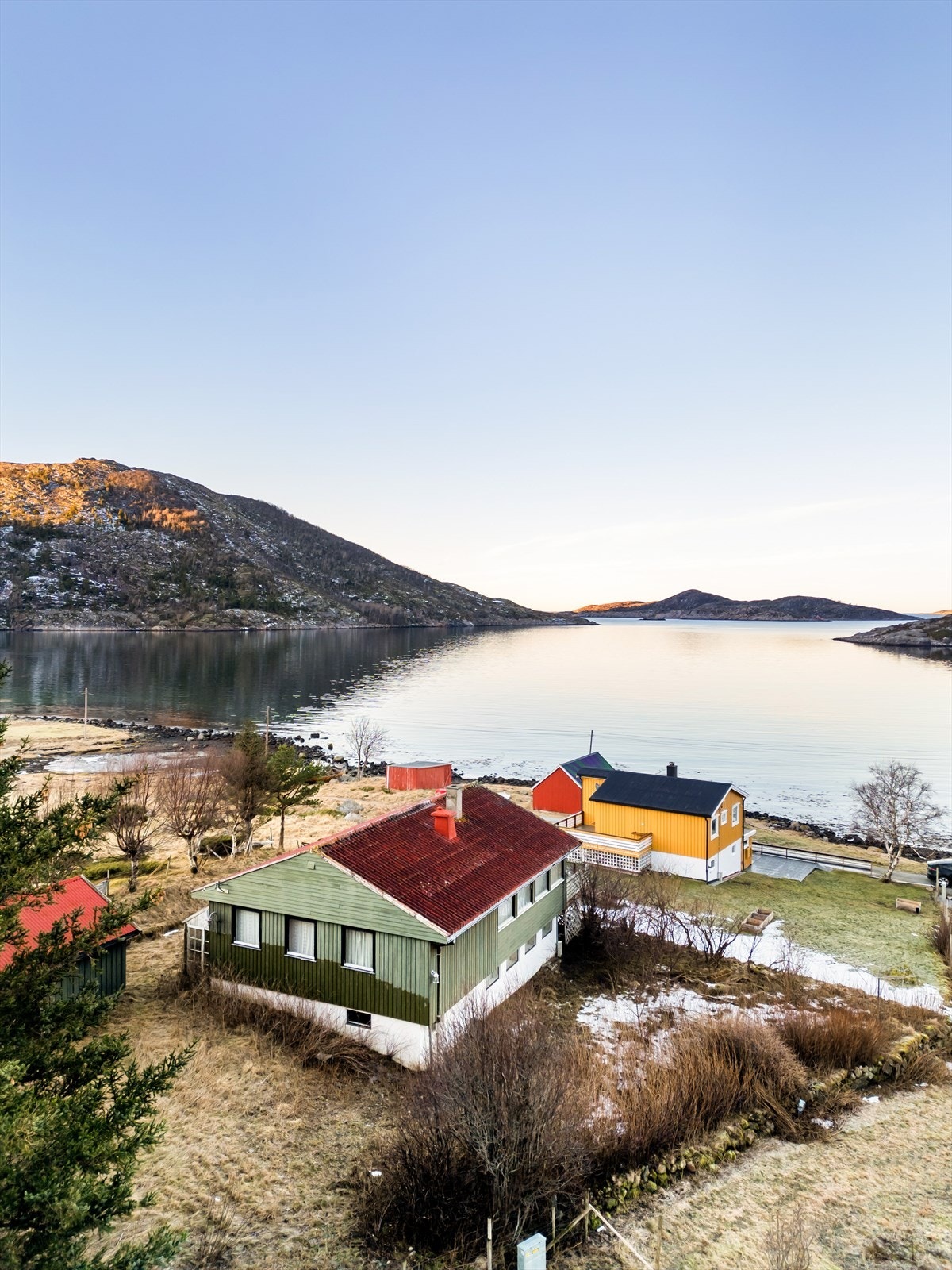 Her vil man få en fantastisk beliggenhet med umiddelbar nærhet til sjøen. Galleribilde