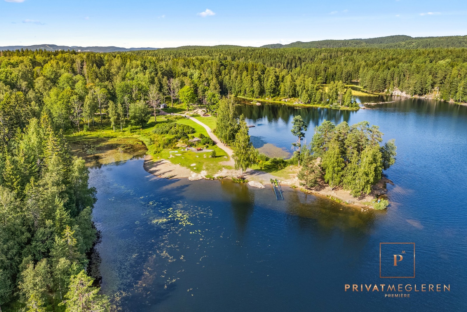 Nøklevann i Østmarka er et populært vann, hvor man bla. kan bade, fiske og padle kano. Galleribilde
