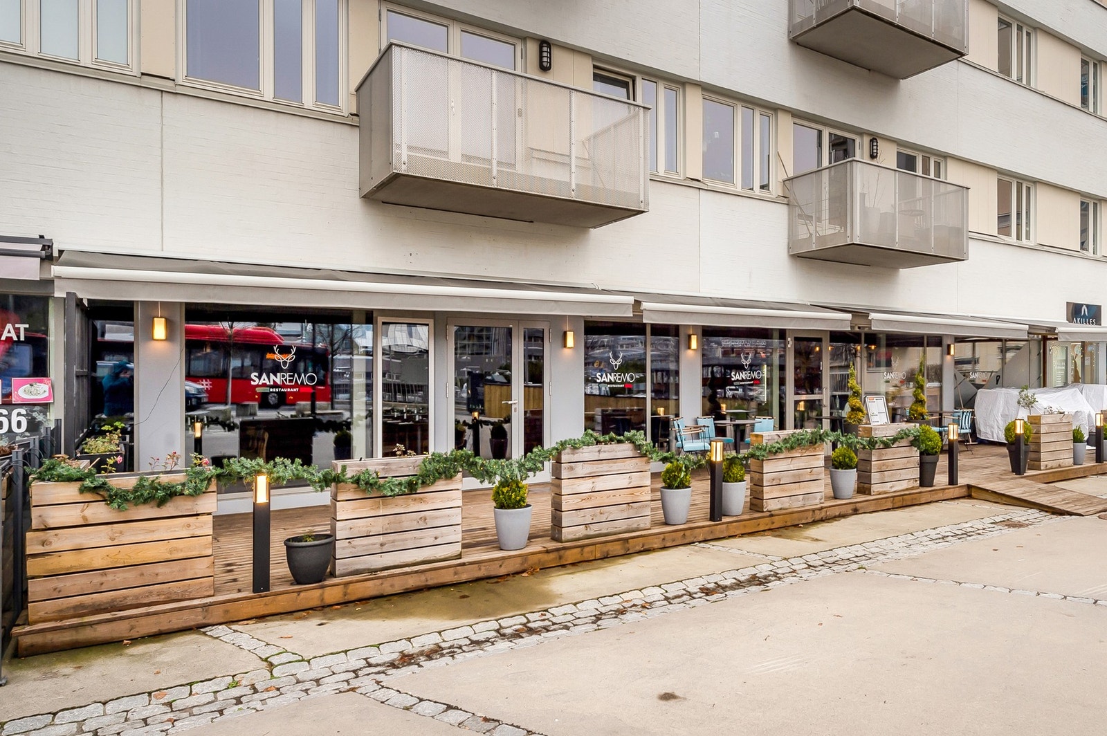 San Remo er en italiensk restaurant som ligger på Skullerud Torg. Restauranten byr på deilige retter som blant annet pizza, pasta og italiensk tapas, og ligger kun 300 meter unna leiligheten. Galleribilde