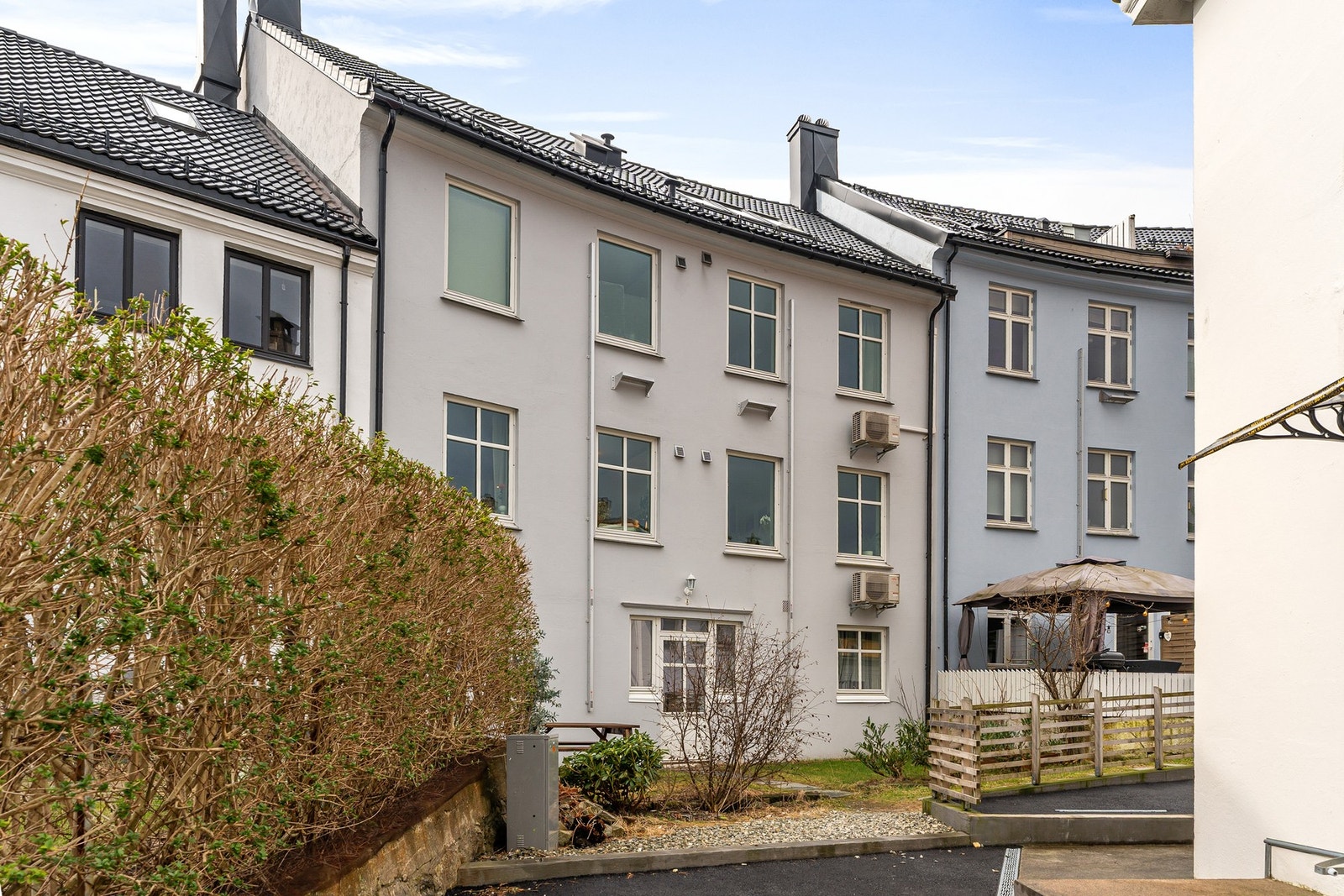 Taket og fasade ble utbedret i 2020. Galleribilde