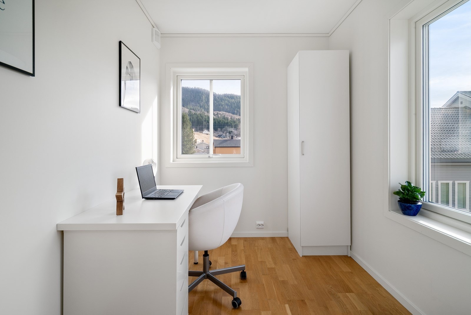 Det tredje soverommet er på 7,5 kvm, og brukes i dag som kontor, men egner seg også godt som barne- eller gjesterom. Galleribilde