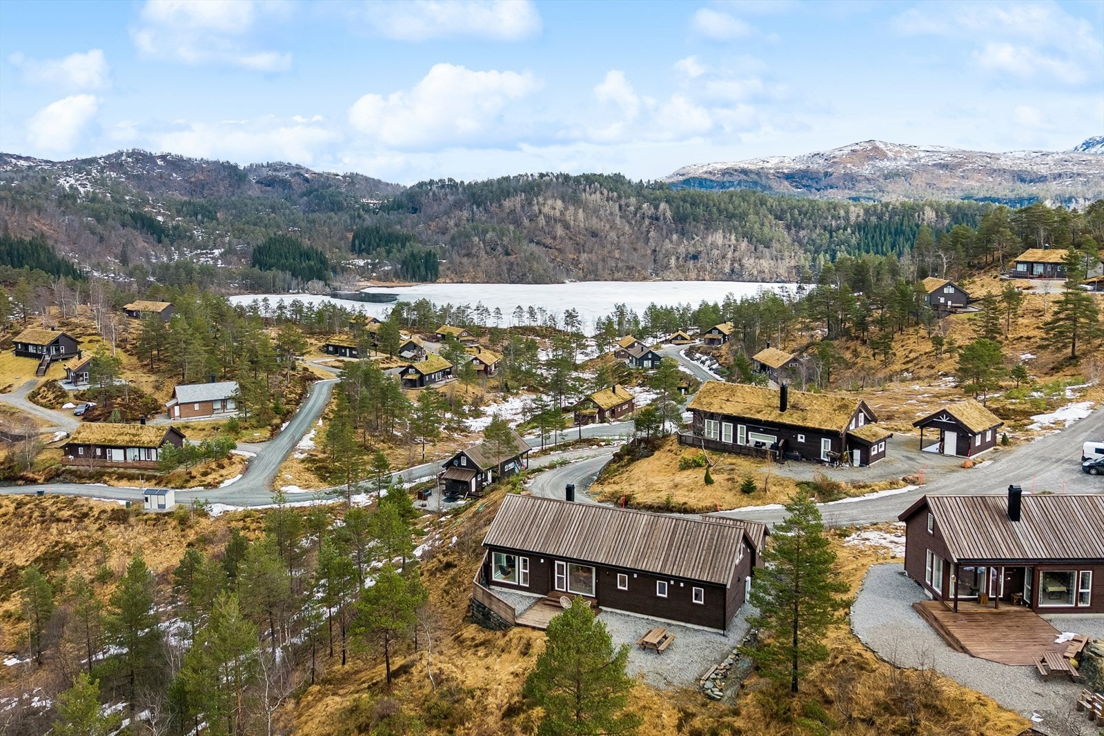 Romslig og fin hytte i flott hyttefelt. Galleribilde