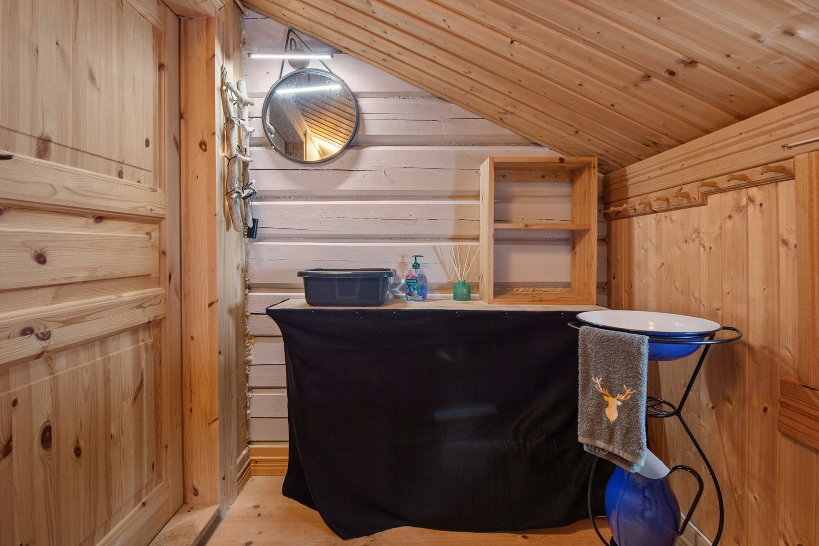 Rom benyttet som "toalettrom". Galleribilde