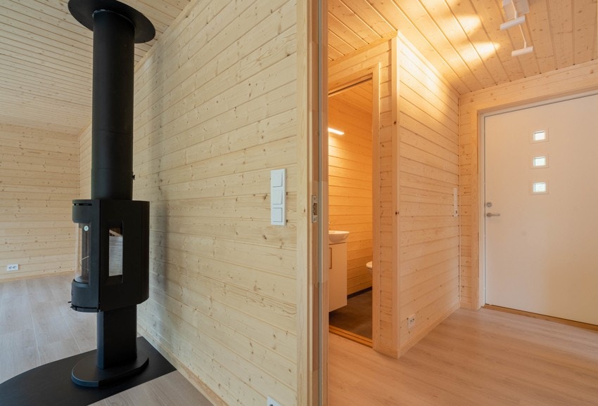 Fra stue mot ekstra wc og entre Galleribilde