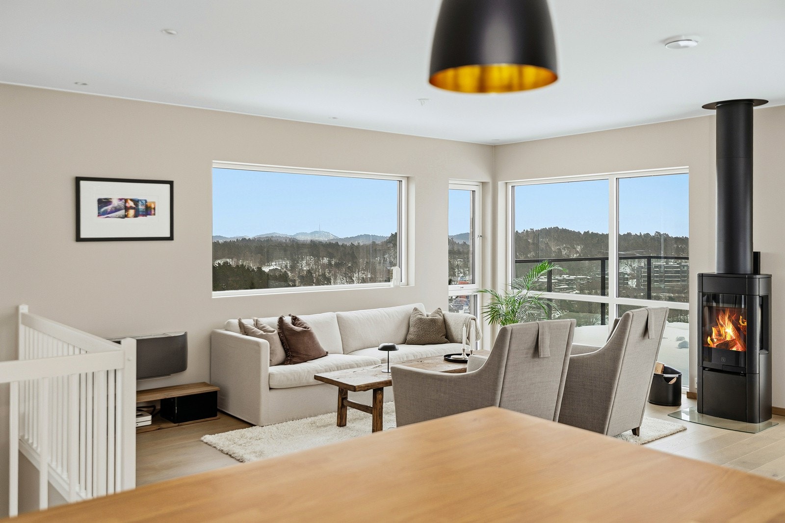 Fantastisk utsikt fra kjøkken og spisestue Galleribilde