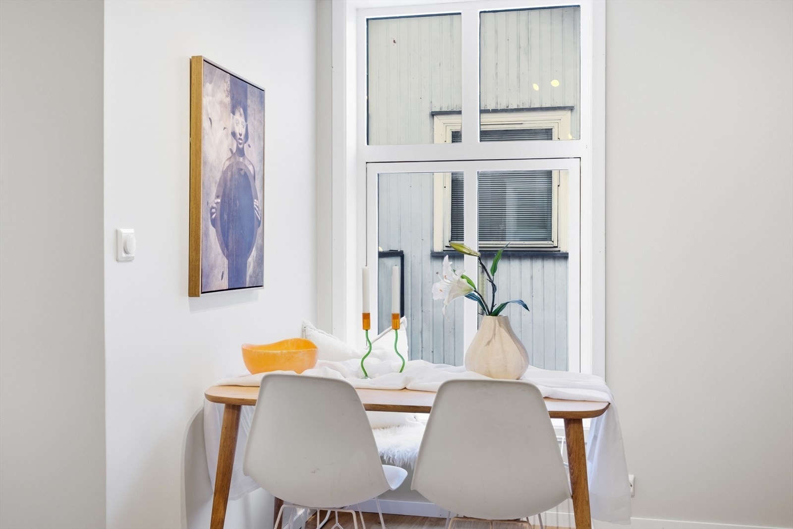 Hyggelig spiseplass på kjøkken Galleribilde