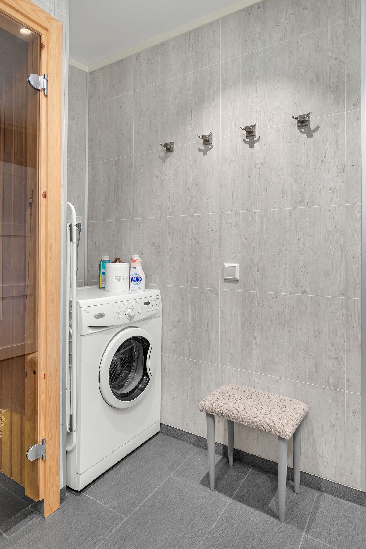 Badet er i tillegg tilrettelagt for vaskemaskin Galleribilde