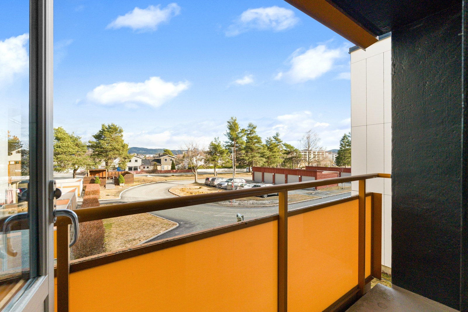 Rommet har utgang til en privat balkong. Galleribilde