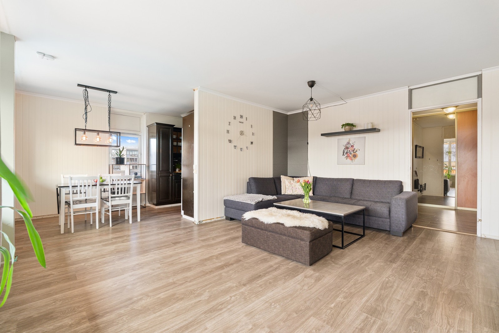 EiendomsMegler 1 ved Anders Keiseraas har gleden av å presentere Casper Lundes veg 6 E. Foto: Ekaterina Krokstad (Krokstad & Nervik). Galleribilde