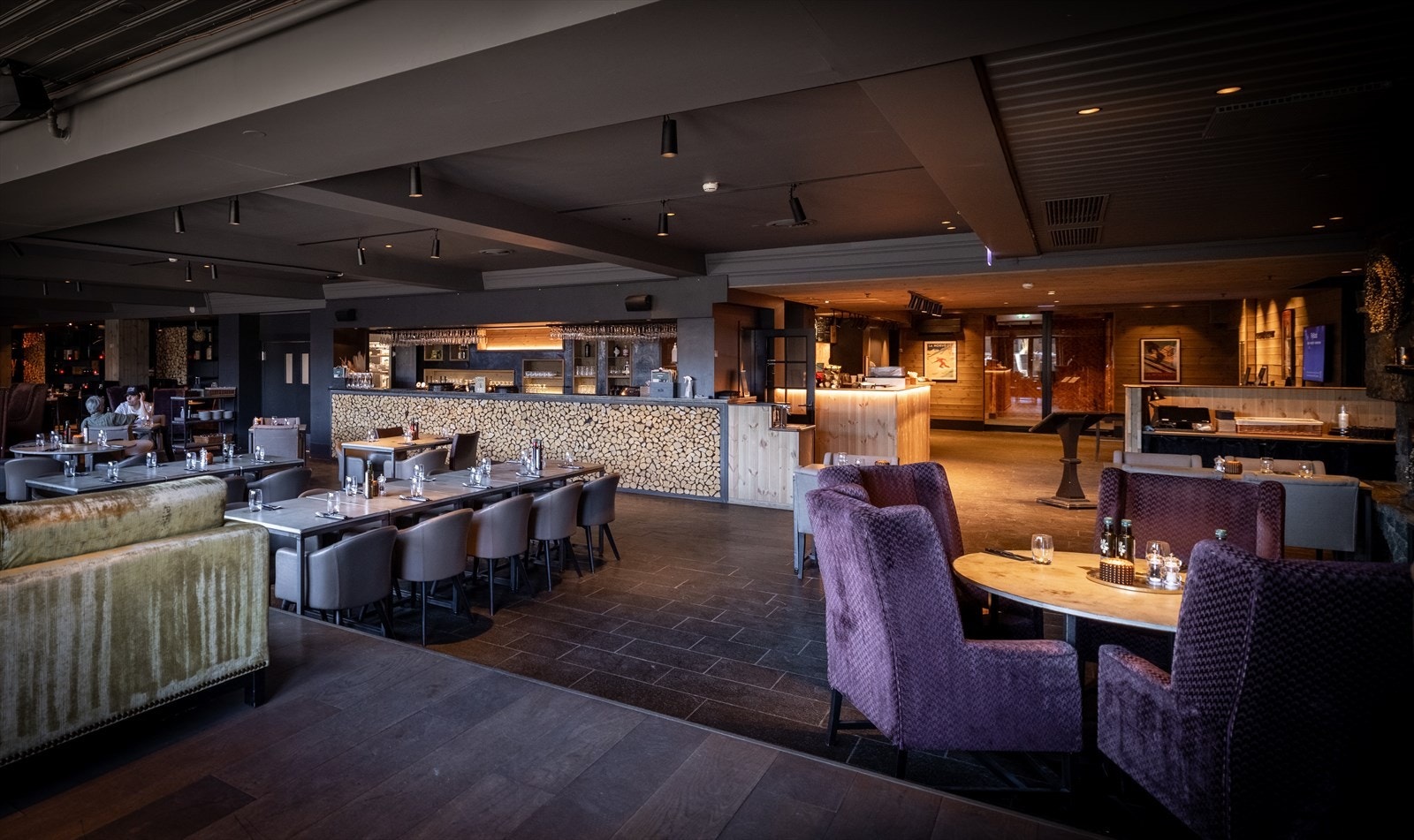 Hotellet tilbyr en rekke fasiliteter, blant annet restaurant, bakeri, biljardbord, lekerom, treningsrom og svømmebasseng. Dette gjør det enkelt å trives både for store og små, enten du ønsker avslapning, aktivitet eller noe godt å spise Galleribilde