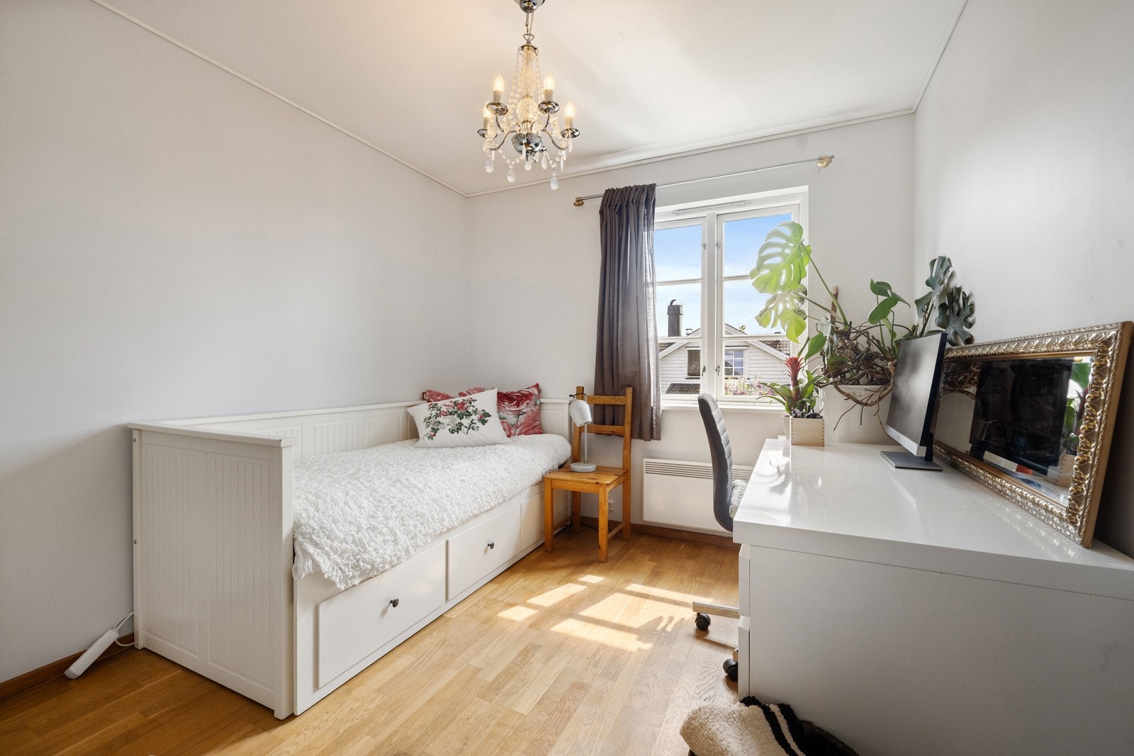 Det er plass til garderobeskap på rommene Galleribilde