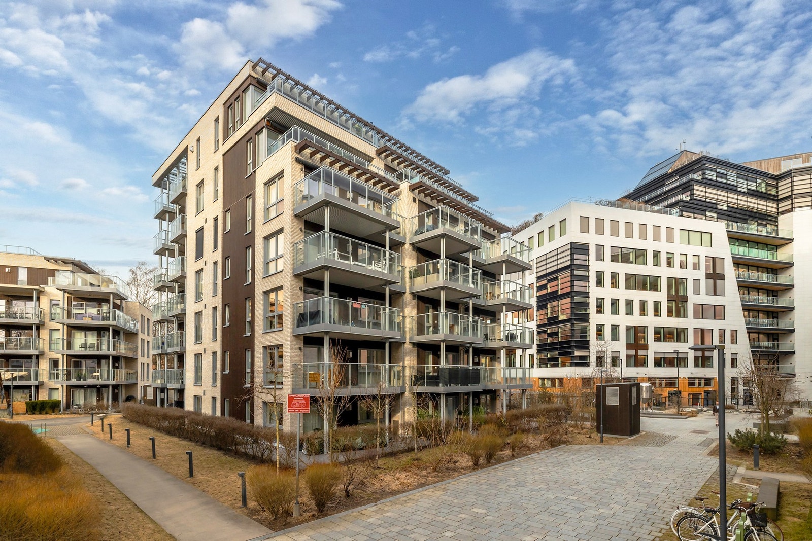 Harbitzalléen Boligsameie 27-41 med org.nr. 822397182 har OBOS som forretningsfører Galleribilde