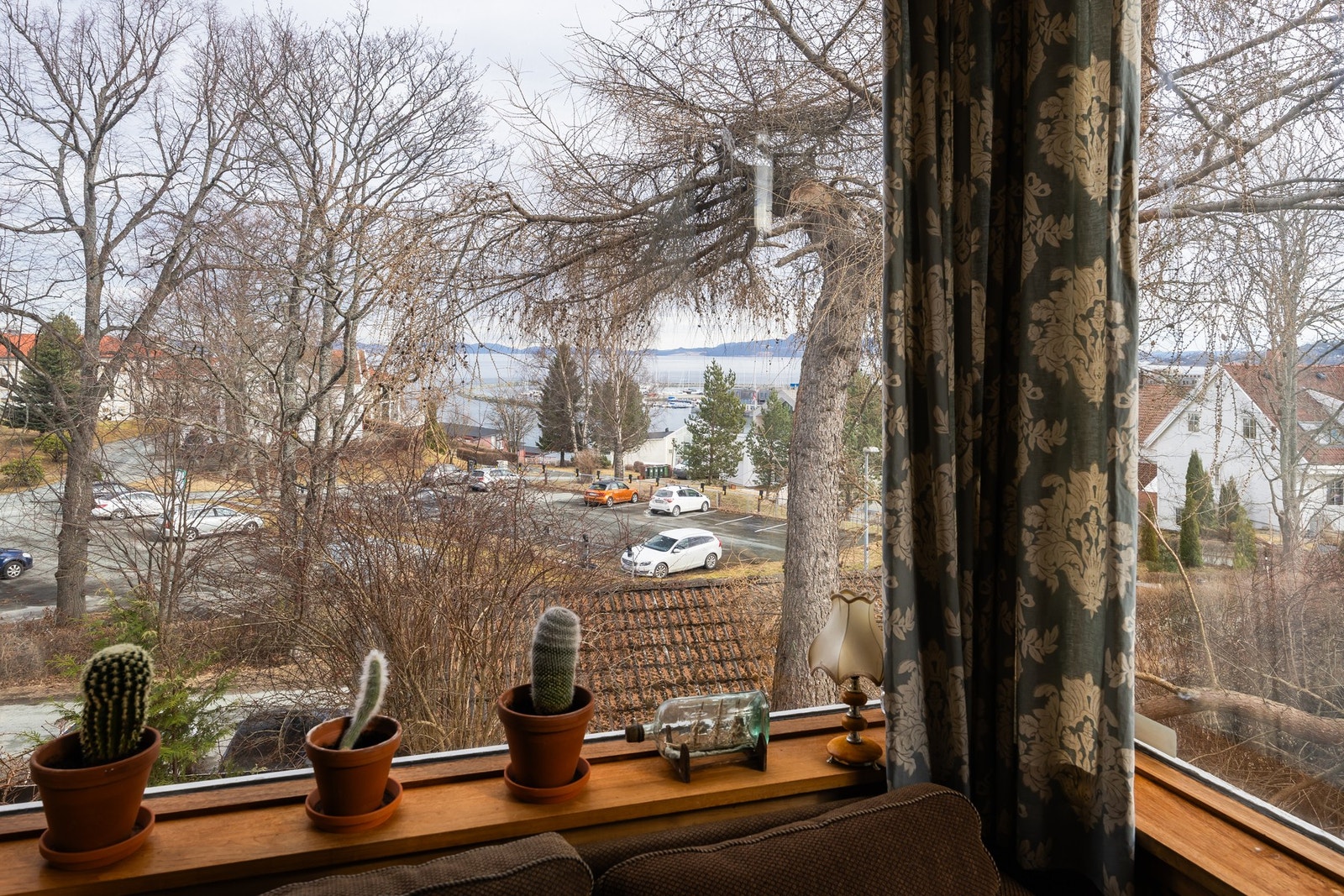 Utsikt fra vinterstue. Galleribilde