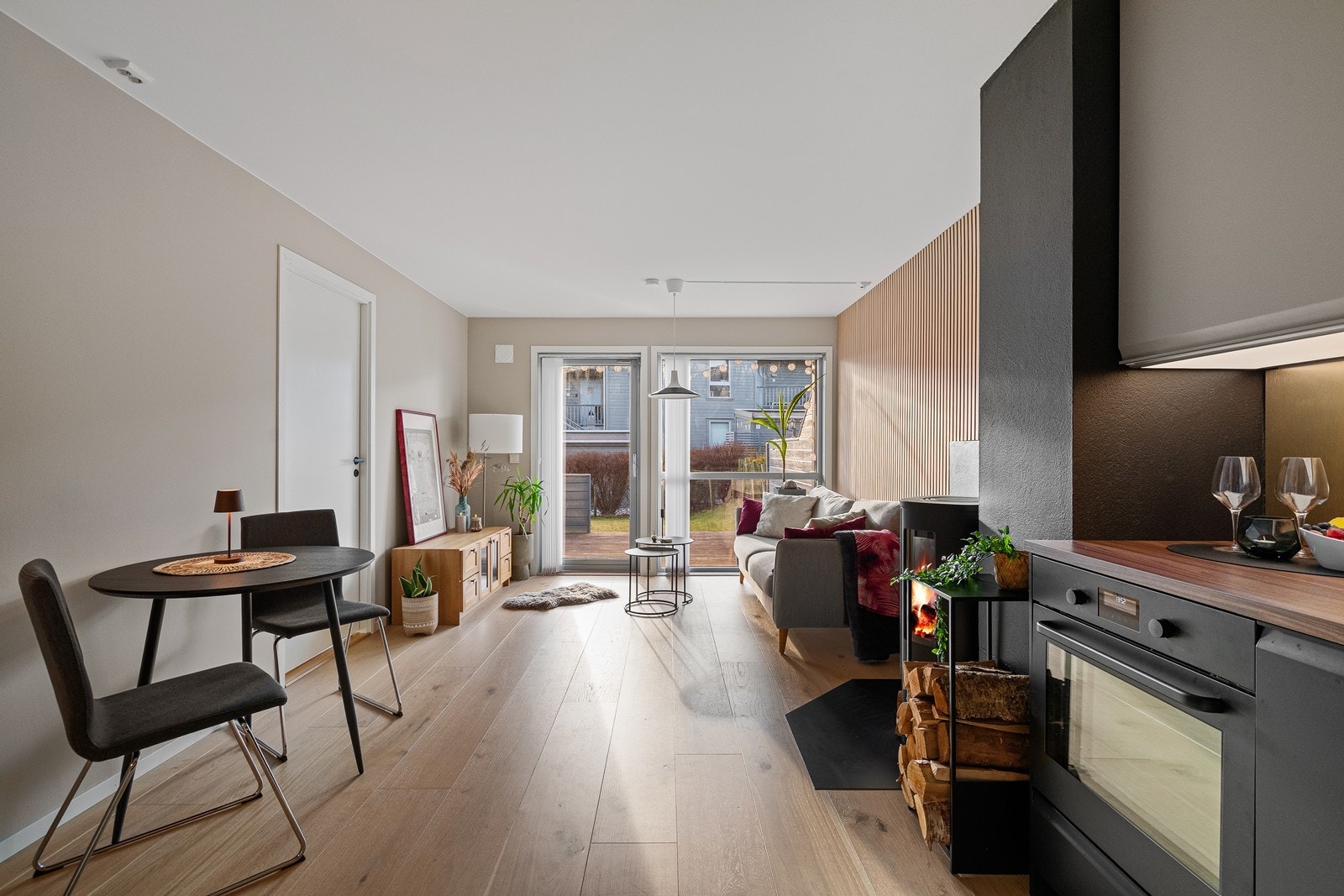 Her er det enkelt å samle venner og familie til hyggelige kvelder. Galleribilde