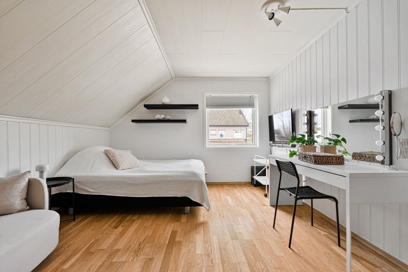 Det største soverommet er på nesten 15 kvm. Galleribilde