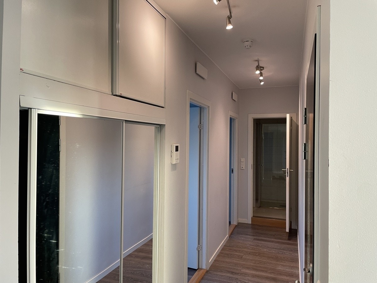 Inngangsparti / gang Galleribilde