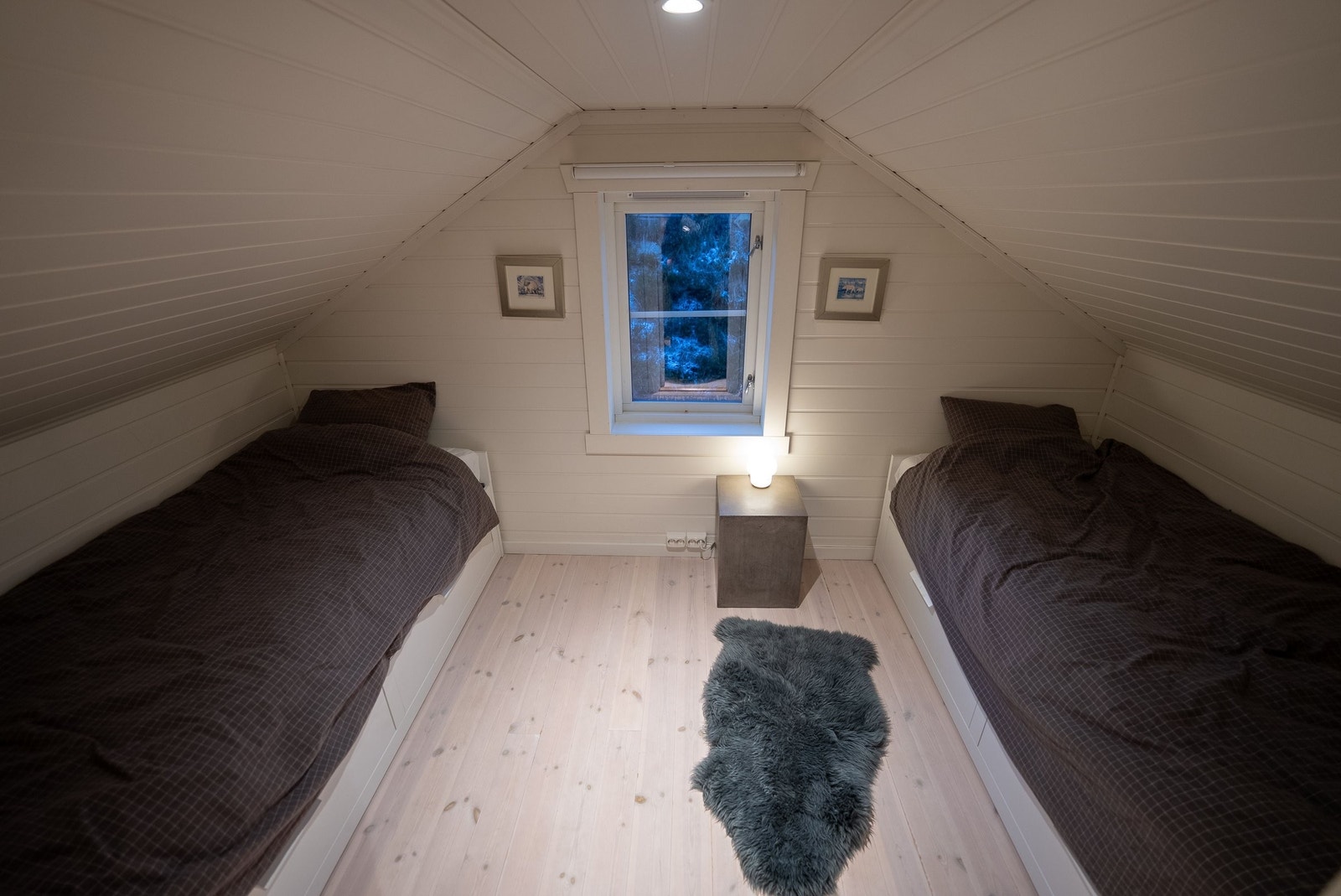 Loftsetasje, soverom 3, begge sengene kan trekkes ut. Galleribilde