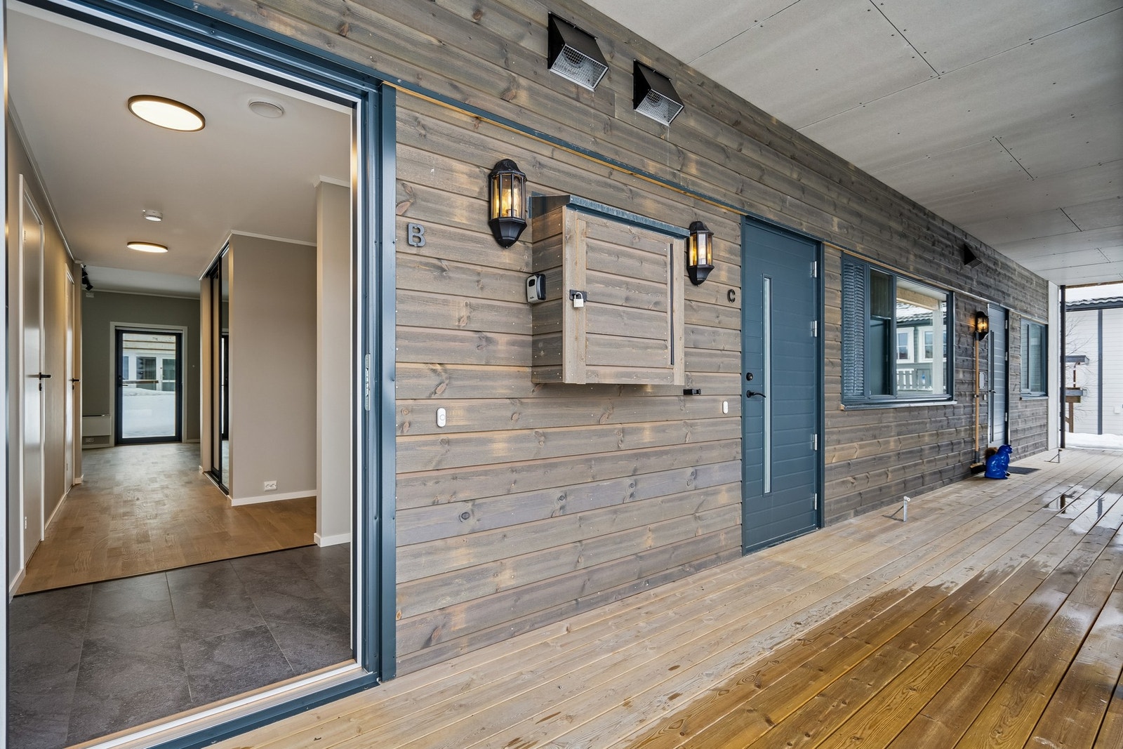 Området rundt byr ellers på flotte turmuligheter som man kan benytte seg av gjennom hele året. Galleribilde